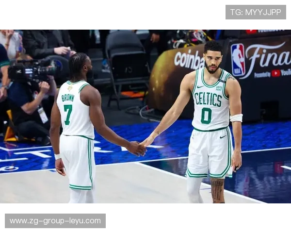 凯尔特人稳步前进，布朗与塔图姆稳定输出